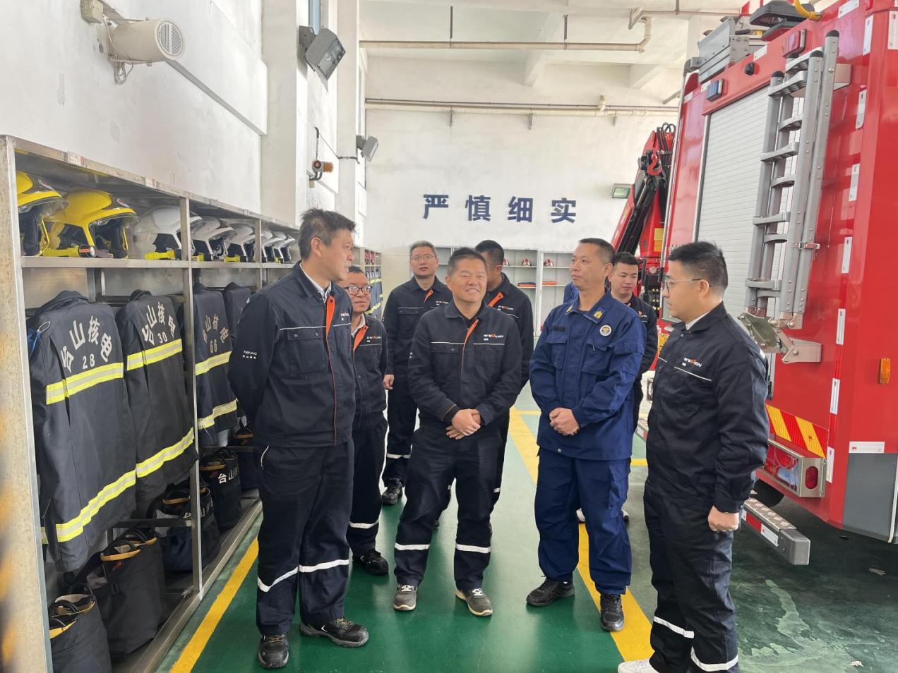 图片35.jpg 图片35.jpg
